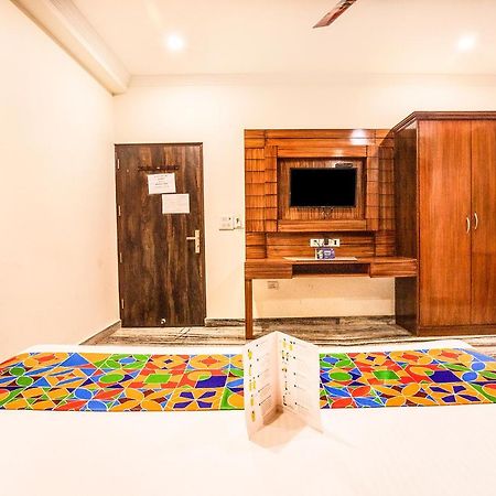 Fabhotel Shoba Estate Delhi Airport 新德里 外观 照片