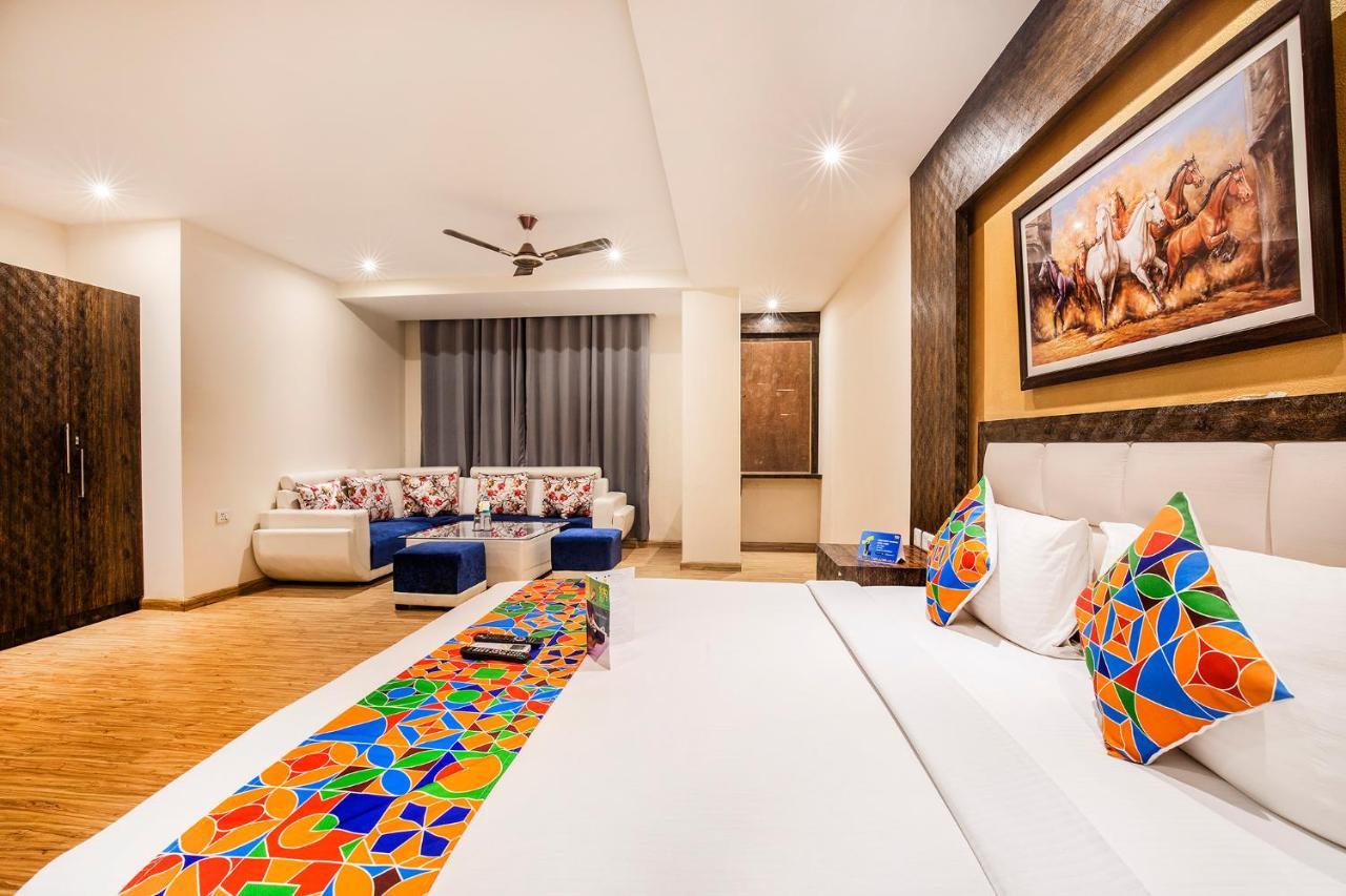 Fabhotel Shoba Estate Delhi Airport 新德里 外观 照片